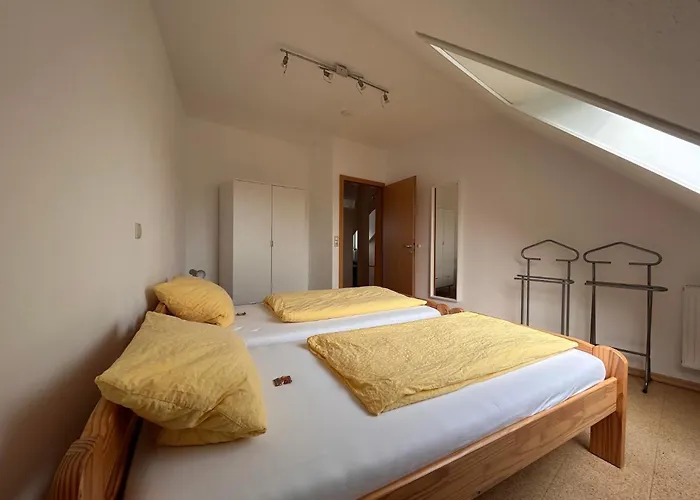 Πανσιόν Gaestehaus Im Unnerdorf Berg (Hof)