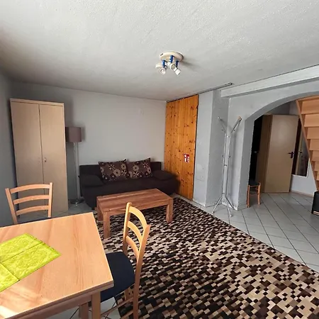 Gaestehaus Im Unnerdorf Guest house Berg (Hof)