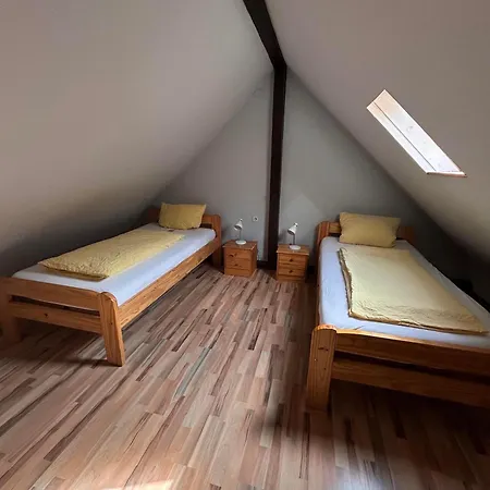 Gasthuis Gaestehaus Im Unnerdorf 3*